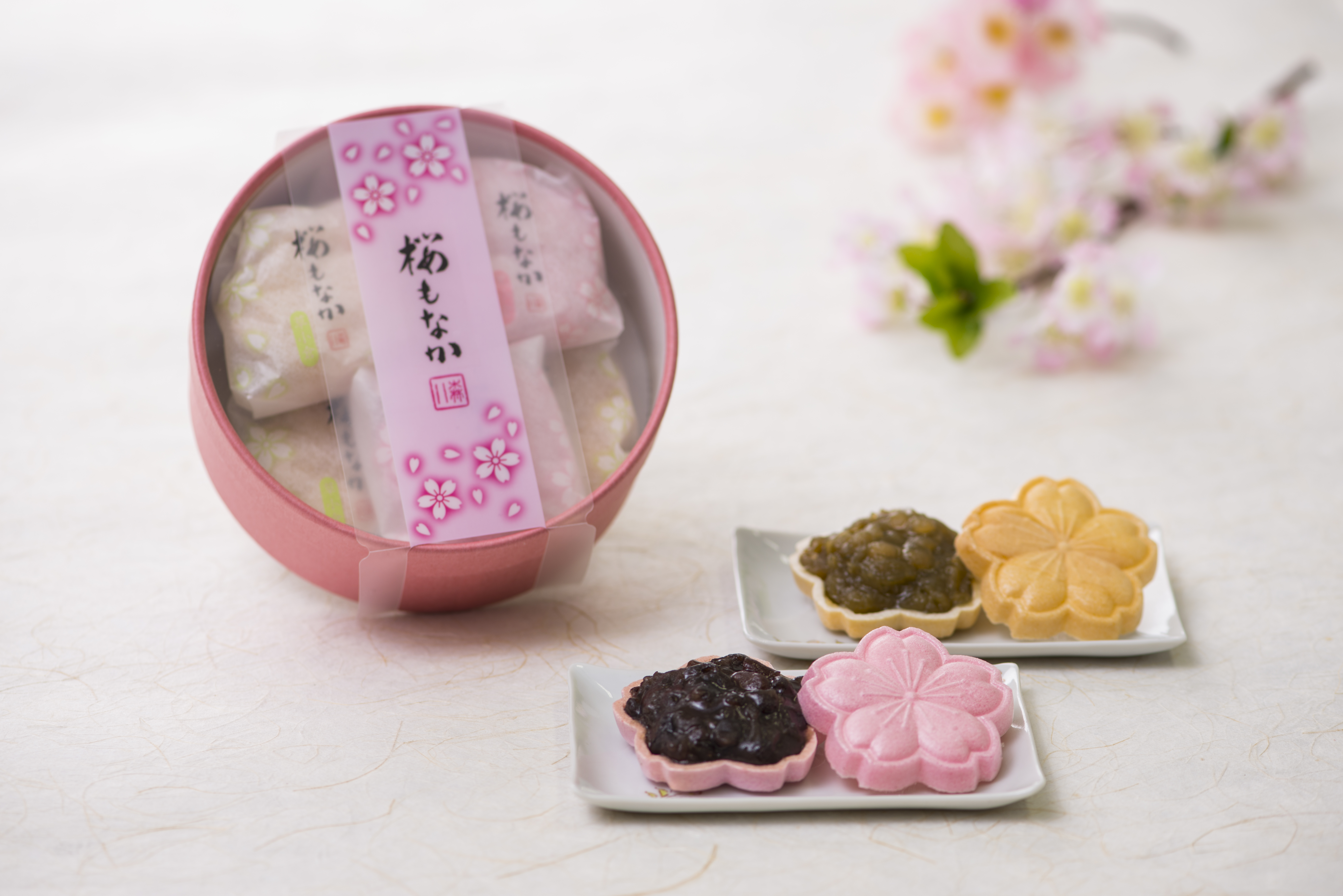 桜もなか」販売開始のお知らせ | 加賀藩御用菓子司 森八｜金沢の和菓子