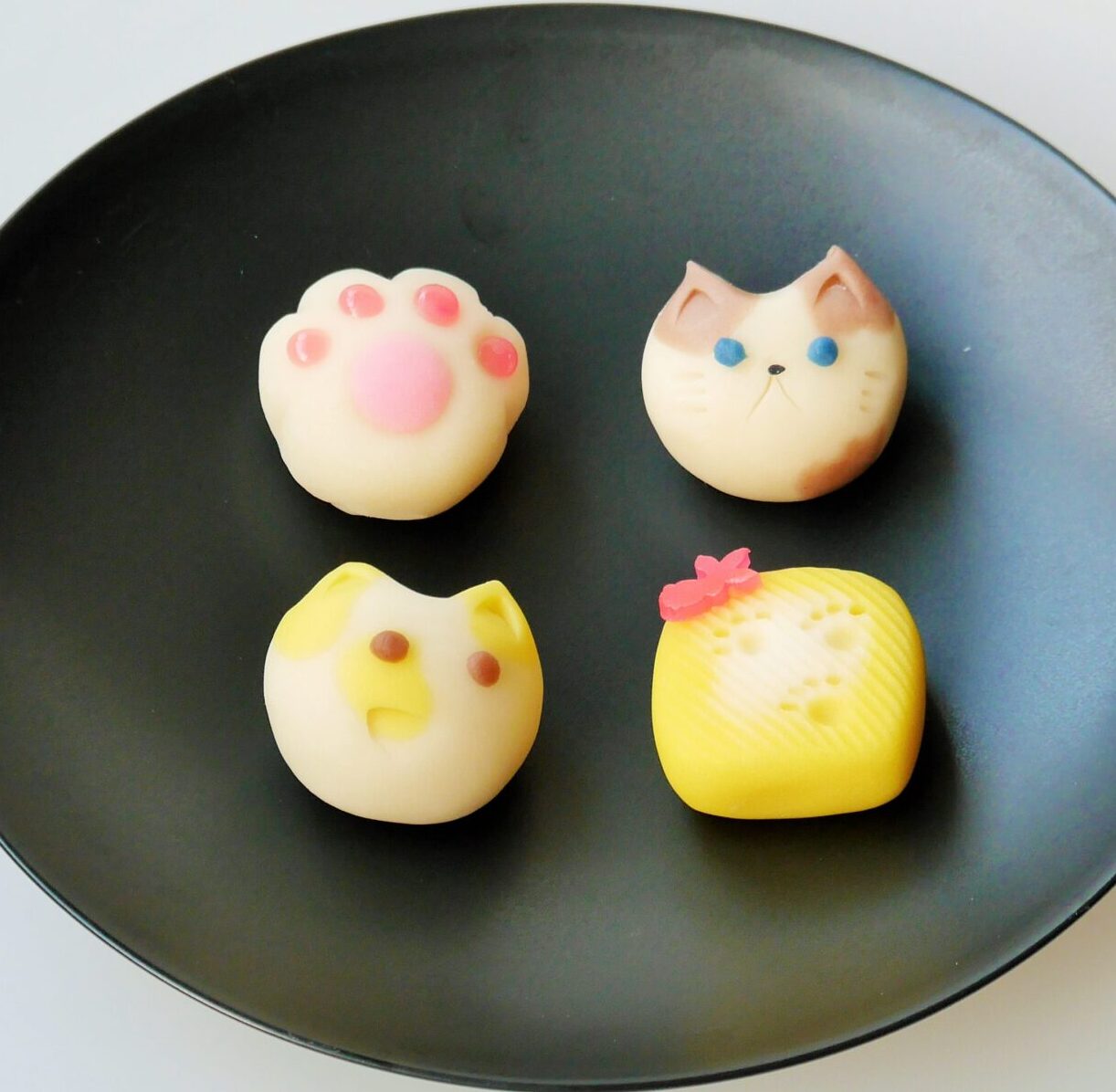 ニャンと！猫の日 特別上生菓子」販売開始のお知らせ | 加賀藩御用菓子