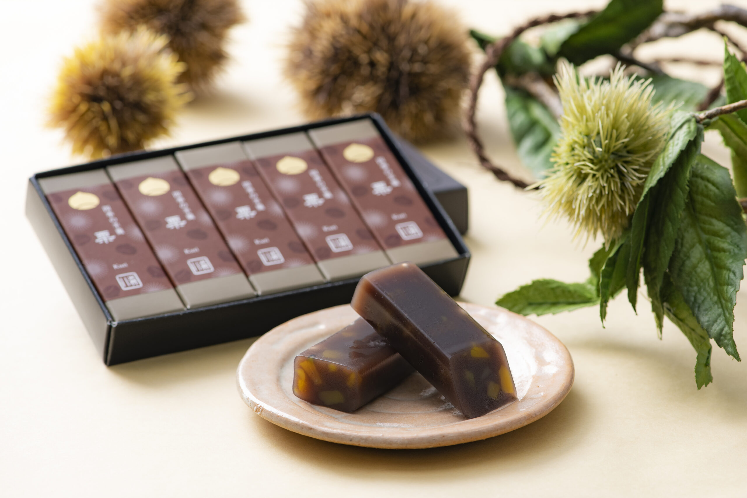 四季の羊羹「粋」栗・「栗蒸し羊羹」販売開始のお知らせ | 加賀藩御用